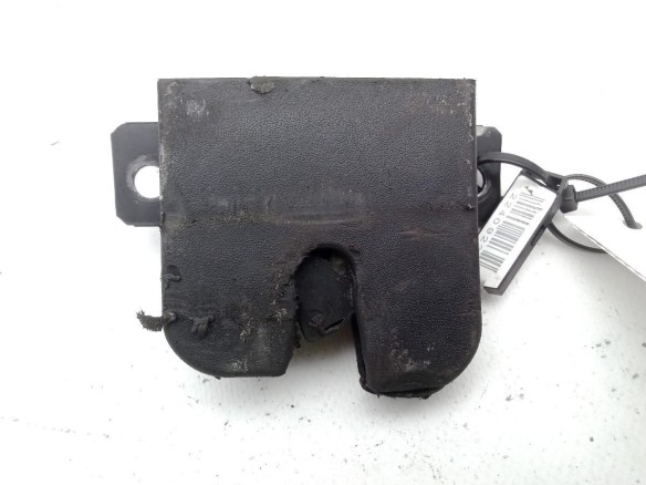 CERRADURA PORTON / TAPA MALETA VW CADDY III Variant (2KB, 2KJ, 2CB, 2CJ) |Desguaces La Cabaña