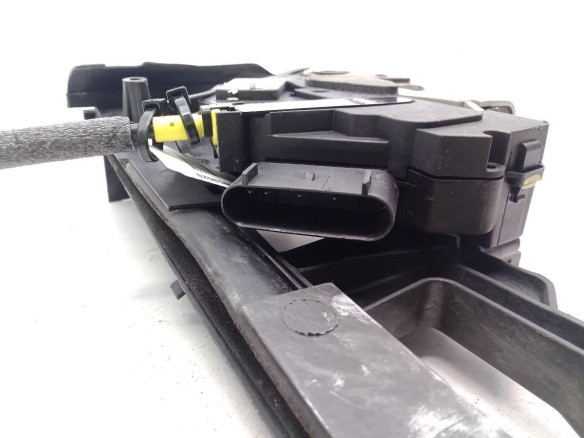 BM5AA26413AG CERRADURA PUERTA LAT TRA DER FORD KUGA II (DM2) |Desguaces La Cabaña