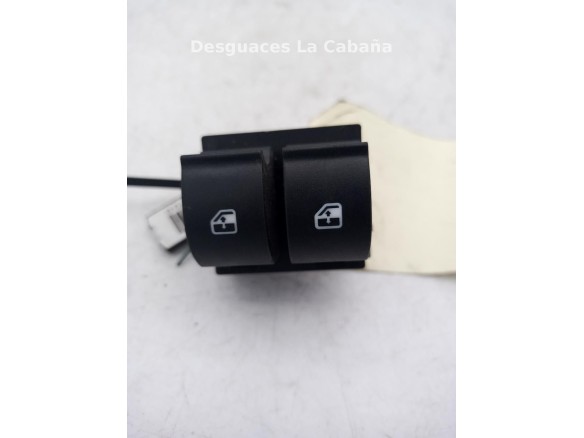 SinValor MANDO ELEVALUNAS PUERTA LAT DEL IZQ ABARTH PUNTO (199_) |Desguaces La Cabaña
