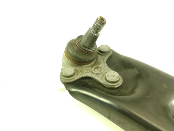 BRAZO SUSPENSION DEL DER INF SKODA SUPERB III Ranchera familiar (3V5) |Desguaces La Cabaña