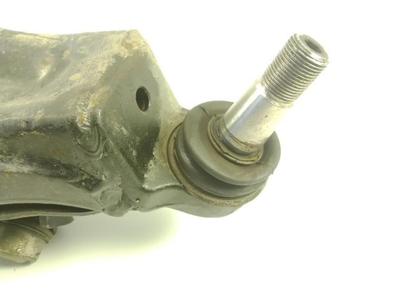 A9063221109 BRAZO SUSPENSION DEL DER INF MERCEDES BENZ SPRINTER 3,5-t Furgón (906) |Desguaces La Cabaña