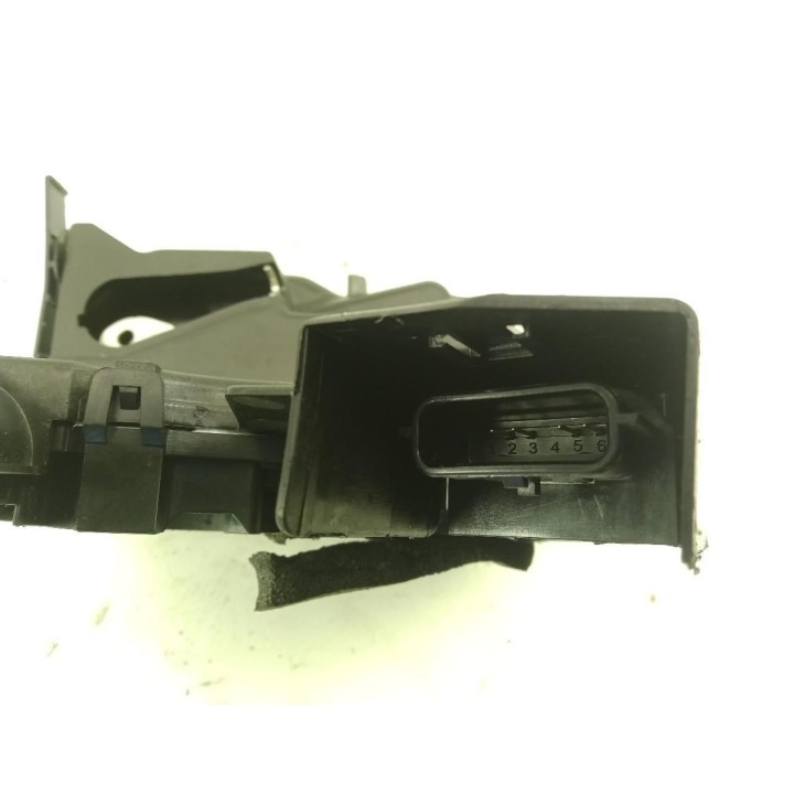 805023997R CERRADURA PUERTA LAT DEL DER RENAULT MEGANE IV (B9A/M_) |Desguaces La Cabaña
