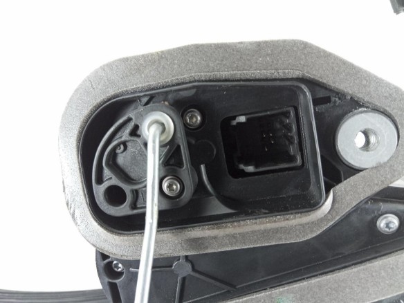 13598364 CERRADURA PUERTA LAT TRA IZQ OPEL ASTRA K (B16) |Desguaces La Cabaña