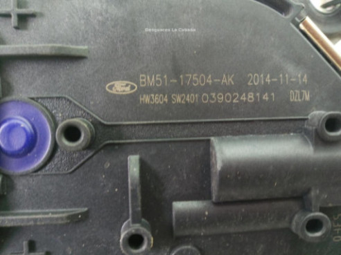 BM5117504AK MOTOR LIMPIAPARABRISAS DEL FORD FOCUS III |Desguaces La Cabaña