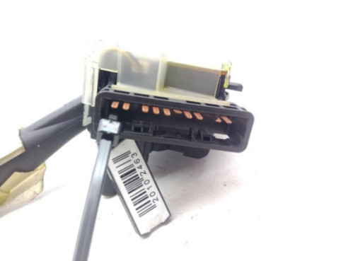 SinValor MANDO LIMPIAPARABRISAS KIA RIO Sedán (DC_) |Desguaces La Cabaña