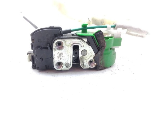 CERRADURA PUERTA LAT TRA IZQ HYUNDAI i40 (VF) |Desguaces La Cabaña