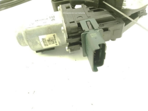 827206746R ELEVALUNAS PUERTA LAT DEL DER RENAULT MEGANE IV (B9A/M_) |Desguaces La Cabaña