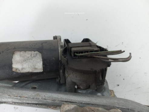 MOTOR LIMPIAPARABRISAS DEL VW PASSAT (3B2) |Desguaces La Cabaña