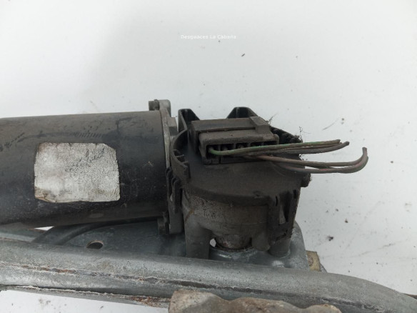 MOTOR LIMPIAPARABRISAS DEL VW PASSAT (3B2) |Desguaces La Cabaña