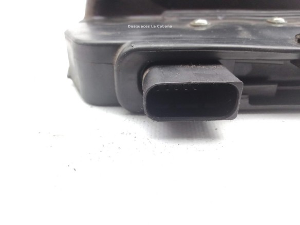 CERRADURA PUERTA LAT DEL IZQ IVECO DAILY VI Caja/Chasis |Desguaces La Cabaña