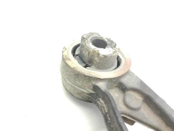 BRAZO SUSPENSION DEL DER INF PEUGEOT BOXER Furgón |Desguaces La Cabaña