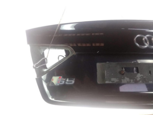 8T0827023AJ TAPA MALETA AUDI A5 (8T3) |Desguaces La Cabaña