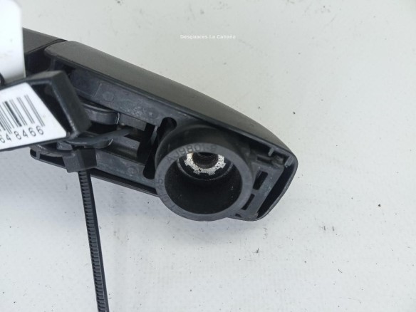 8524102070 BRAZO LIMPIAPARABRISAS TRA PORTÓN TOYOTA AURIS (_E18_) |Desguaces La Cabaña