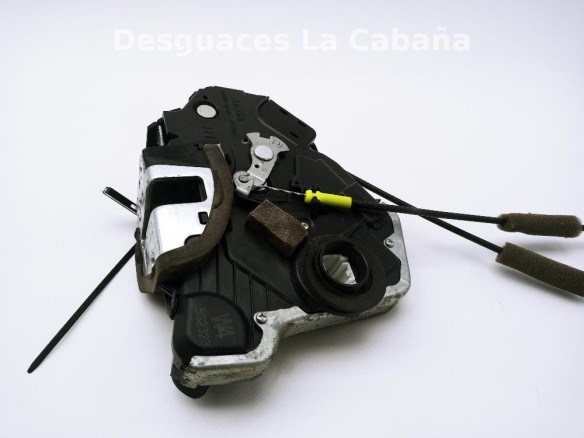 CERRADURA PUERTA LAT DEL DER LEXUS IS III (_E3_) |Desguaces La Cabaña