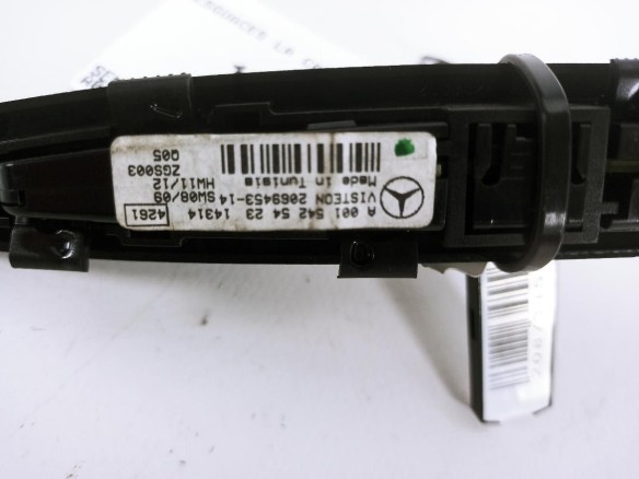 A0015425423 SENSOR PARKING TRA CENTRAL IZQ MERCEDES BENZ CLASE GLA (X156) |Desguaces La Cabaña