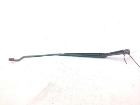 BRAZO LIMPIAPARABRISAS DEL DER FORD FOCUS (DAW, DBW) |Desguaces La Cabaña