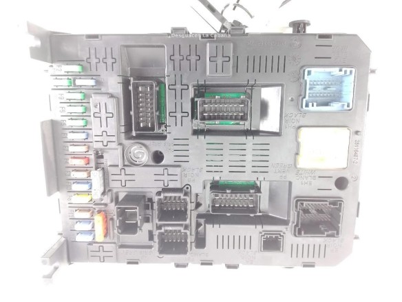 281197595 CAJA FUSIBLES INTERIOR (BSI) PEUGEOT 5008 |Desguaces La Cabaña