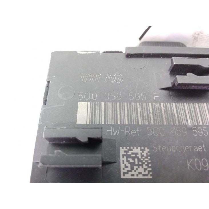5Q0959595E CENTRALITA PUERTA AUDI A3 Sportback (8VA, 8VF) |Desguaces La Cabaña