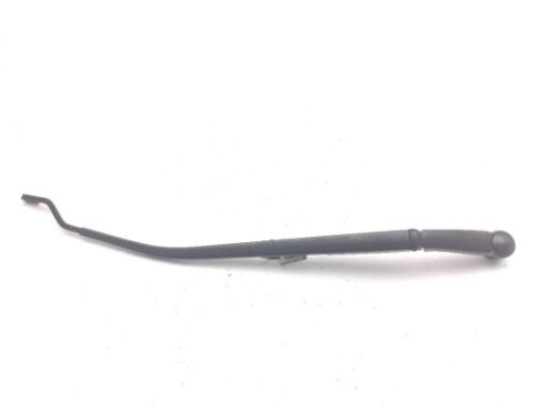 BRAZO LIMPIAPARABRISAS DEL DER HYUNDAI i20 (GB) |Desguaces La Cabaña