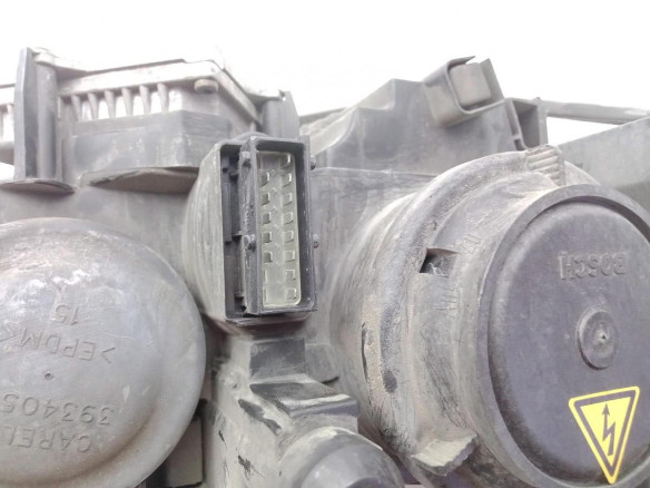 09152646 FARO IZQUIERDO OPEL VECTRA B (J96) |Desguaces La Cabaña