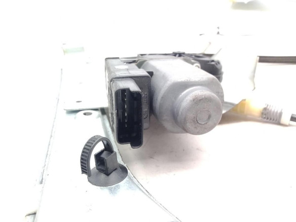 ELEVALUNAS PUERTA LAT DEL DER RENAULT CLIO III (BR0/1, CR0/1) |Desguaces La Cabaña