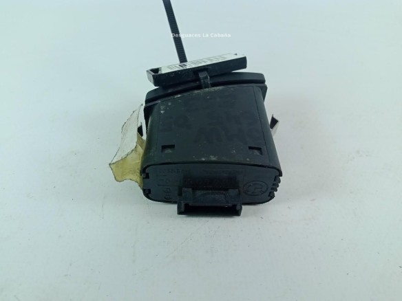 SinValor INTERRUPTOR WARNING BMW 6 (E63) |Desguaces La Cabaña