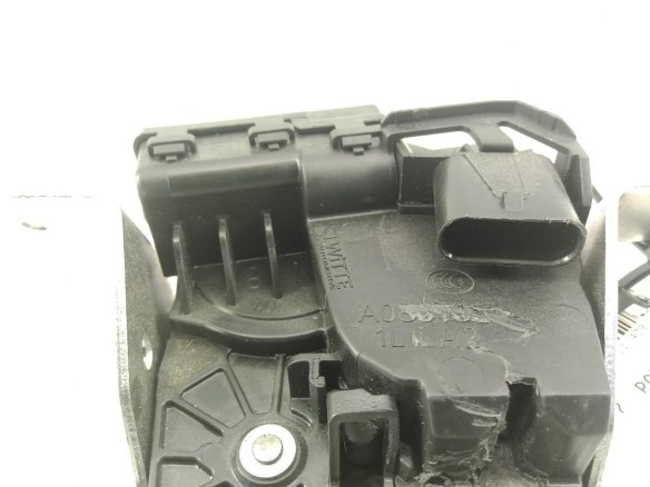 A0997400400 CERRADURA PORTON / TAPA MALETA MERCEDES BENZ CLASE A (W177) |Desguaces La Cabaña