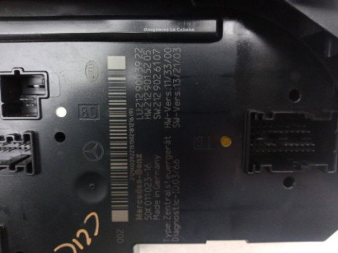 2129003922 CAJA FUSIBLES INTERIOR (BSI) MERCEDES BENZ CLASE E (W212) |Desguaces La Cabaña