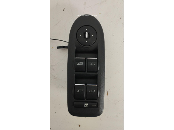 8M5T14A132AC MANDO ELEVALUNAS PUERTA LAT DEL IZQ FORD KUGA I |Desguaces La Cabaña