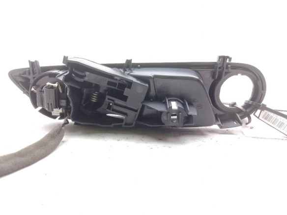 8A61A22601AFW MANILLA PUERTA LAT DEL IZQ INT FORD FIESTA VI |Desguaces La Cabaña