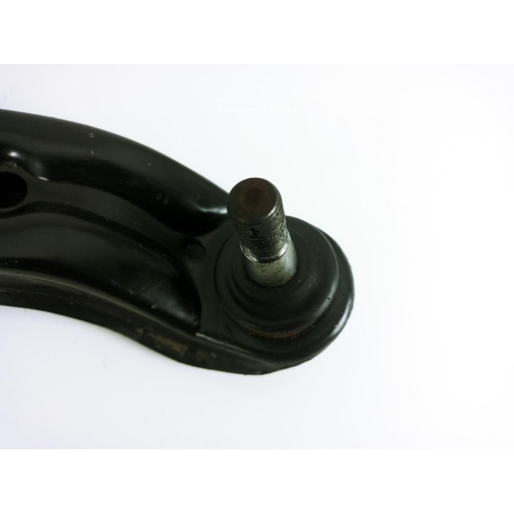 BRAZO SUSPENSION DEL DER INF NISSAN ALMERA II Hatchback (N16) |Desguaces La Cabaña