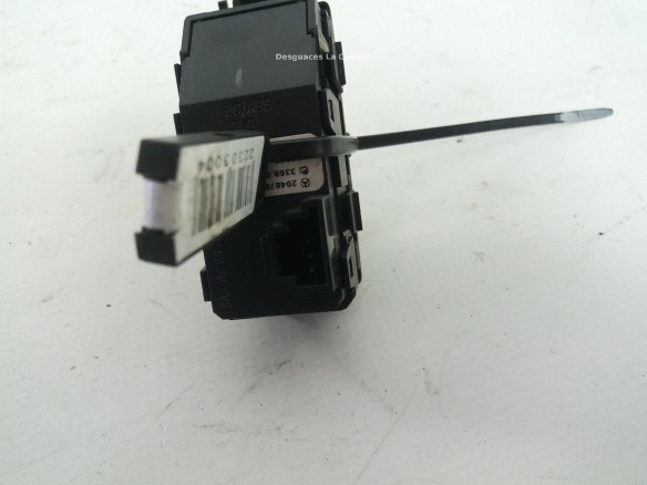  2048706758 INTERRUPTOR WARNING MERCEDES BENZ CLASE C T-Model (S204) |Desguaces La Cabaña