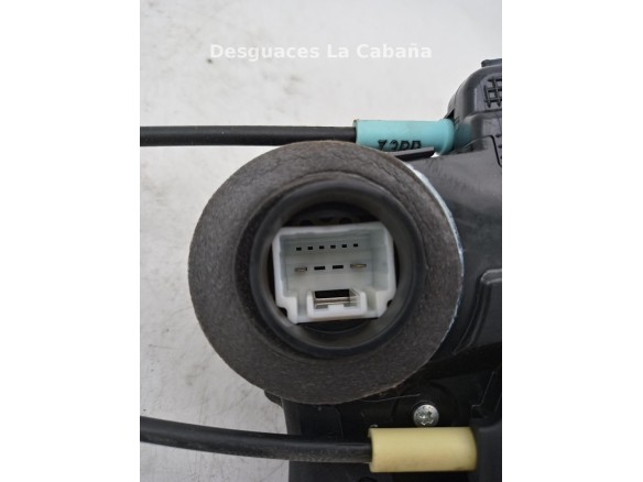 CERRADURA PUERTA LAT TRA IZQ TOYOTA URBAN CRUISER (_P1_) |Desguaces La Cabaña