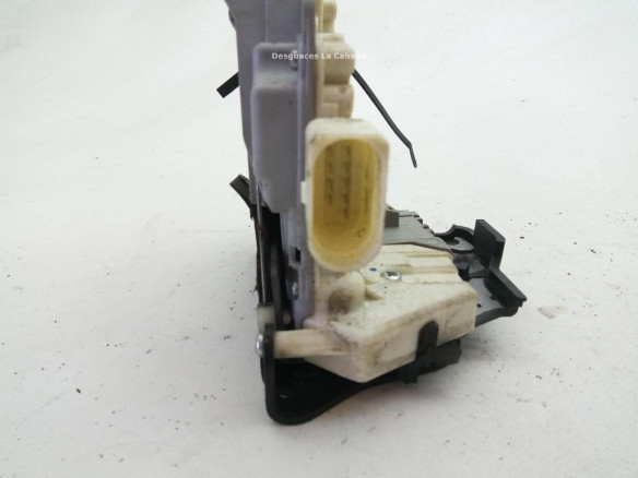 4F1837015E CERRADURA PUERTA LAT DEL IZQ AUDI A3 Sportback (8PA) |Desguaces La Cabaña