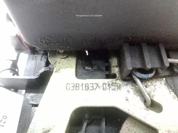 3B1837015N CERRADURA PUERTA LAT DEL IZQ VW PASSAT (3B2) |Desguaces La Cabaña