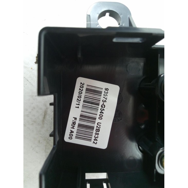 93575G5400 MANDO ELEVALUNAS PUERTA LAT DEL DER KIA NIRO |Desguaces La Cabaña