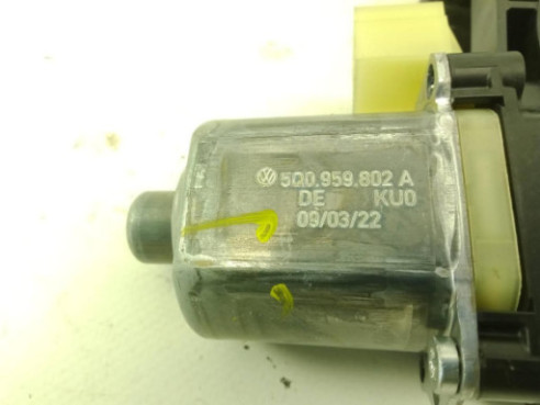 3V0839462 ELEVALUNAS PUERTA LAT TRA DER SKODA SUPERB III Ranchera familiar (3V5) |Desguaces La Cabaña