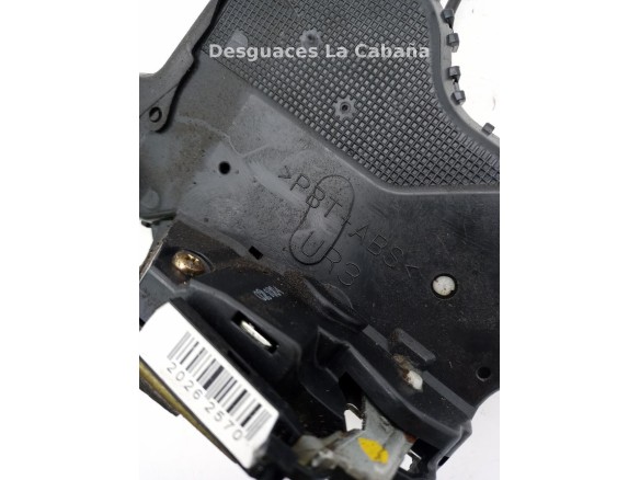 CERRADURA PUERTA LAT DEL DER TOYOTA COROLLA Sedán (_E12_) |Desguaces La Cabaña