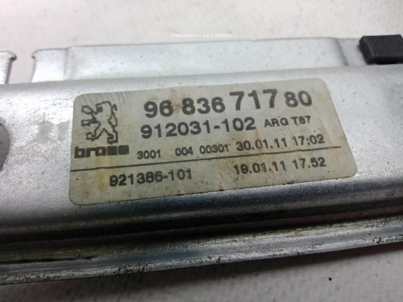 9683671780 ELEVALUNAS PUERTA LAT TRA IZQ PEUGEOT 5008 |Desguaces La Cabaña