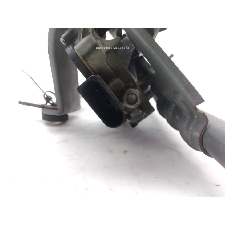 W000051914 MOTOR LIMPIAPARABRISAS DEL IVECO DAILY VI Furgón |Desguaces La Cabaña