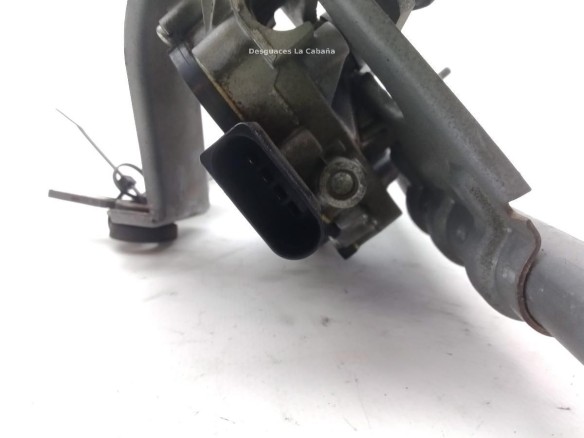 W000051914 MOTOR LIMPIAPARABRISAS DEL IVECO DAILY VI Furgón |Desguaces La Cabaña