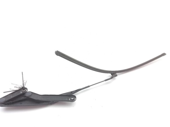 A2208203544 BRAZO LIMPIAPARABRISAS DEL DER MERCEDES BENZ CLASE S (W220) |Desguaces La Cabaña