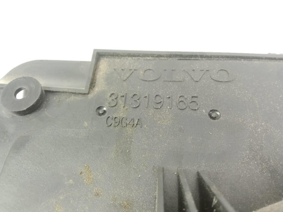 31319165 ELECTROVENTILADOR VOLVO V40 Fastback (525, 526) |Desguaces La Cabaña