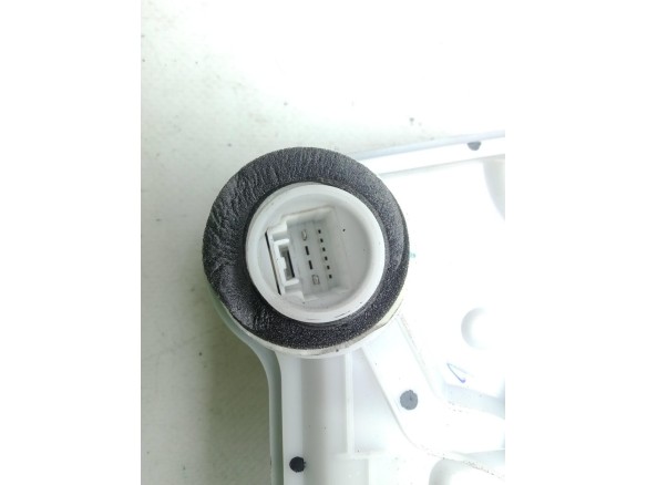 CERRADURA PUERTA LAT DEL DER TOYOTA AYGO (_B4_) |Desguaces La Cabaña