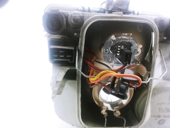 086373L FARO IZQUIERDO MERCEDES BENZ VITO Furgón (638) |Desguaces La Cabaña