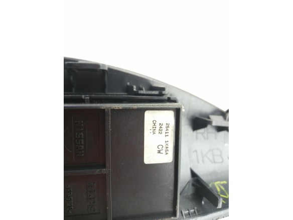 254111KA5A MANDO ELEVALUNAS PUERTA LAT DEL DER NISSAN JUKE (F15) |Desguaces La Cabaña