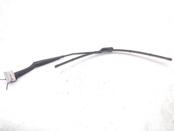 BM5117526BC BRAZO LIMPIAPARABRISAS DEL DER FORD FOCUS III |Desguaces La Cabaña
