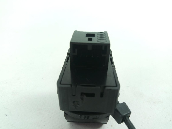 MANDO ELEVALUNAS PUERTA LAT TRA IZQ AUDI A6 (4A2, C8) |Desguaces La Cabaña