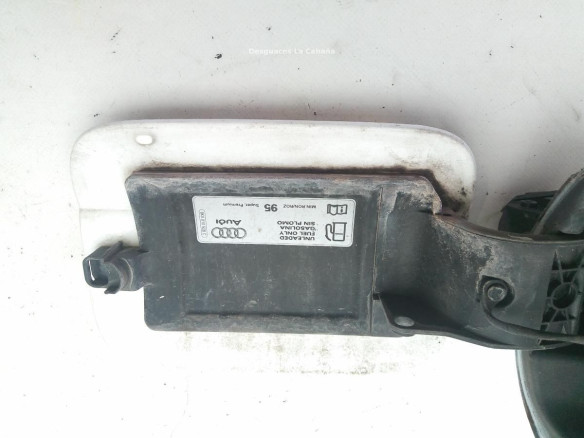 8K0010508C TAPA COMBUSTIBLE AUDI A5 (8T3) |Desguaces La Cabaña