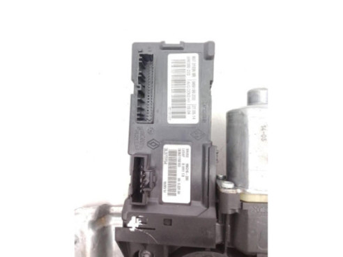 ELEVALUNAS PUERTA LAT DEL DER RENAULT MEGANE III Fastback (BZ0_) |Desguaces La Cabaña